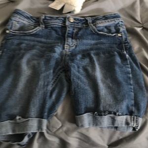 Knee high lace shorts